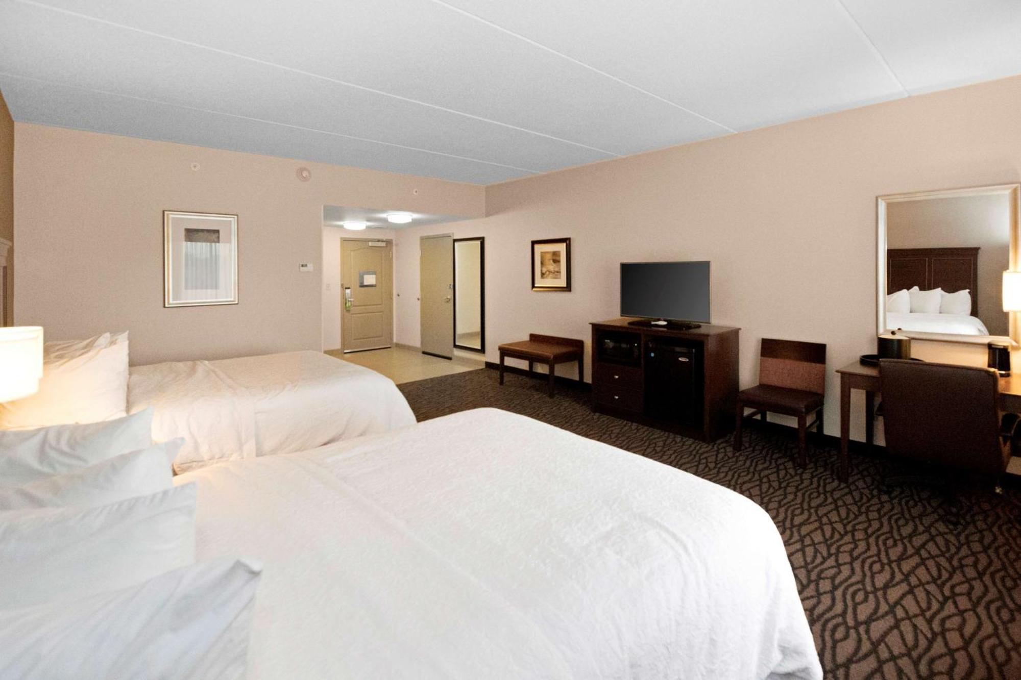 Hampton Inn Butler Eksteriør bilde